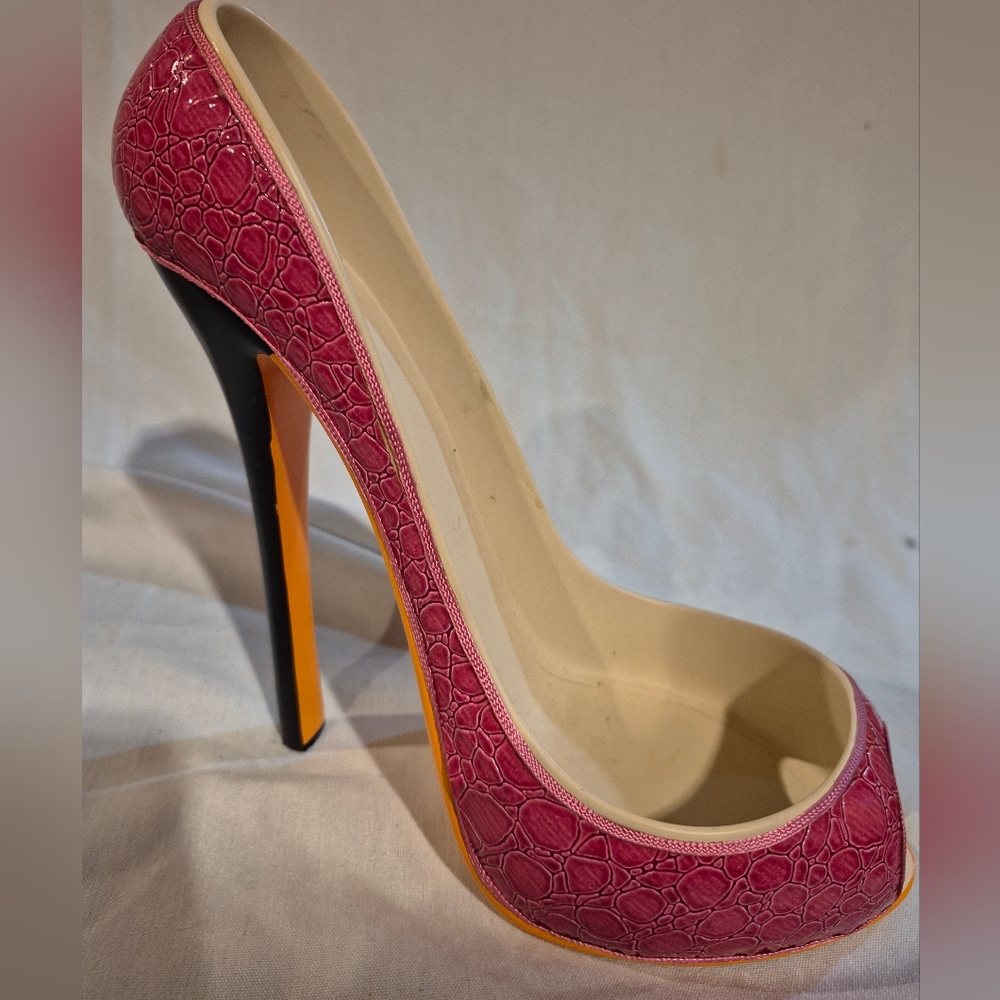 Wild Eye Wine High Heel Shoe Stiletto Bottle Caddy Holder